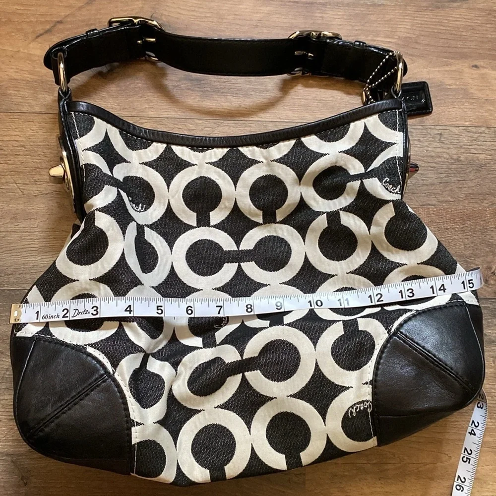 Coach vintage black and white shoulder bag